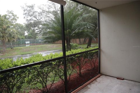 Condo in Tarpon Springs, Florida, 2 bedrooms  № 1831173 - photo 19