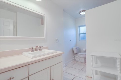 House in Casselberry, Florida 2 bedrooms, 107.02 sq.m. № 2278006 - photo 19