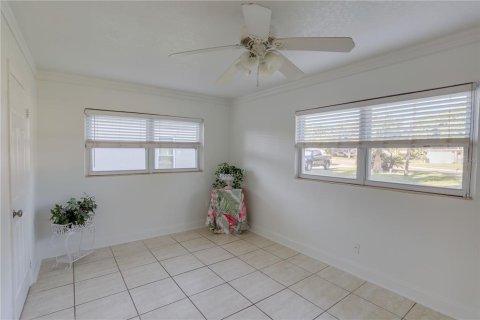 House in Casselberry, Florida 2 bedrooms, 107.02 sq.m. № 2278006 - photo 17
