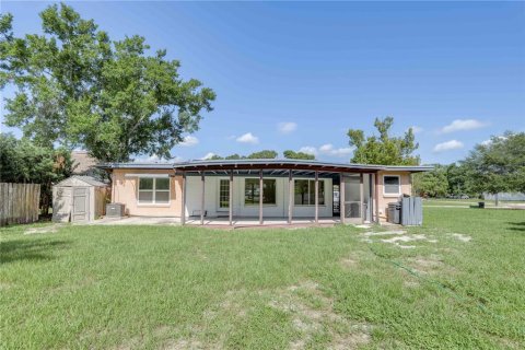 House in Casselberry, Florida 2 bedrooms, 107.02 sq.m. № 2278006 - photo 23