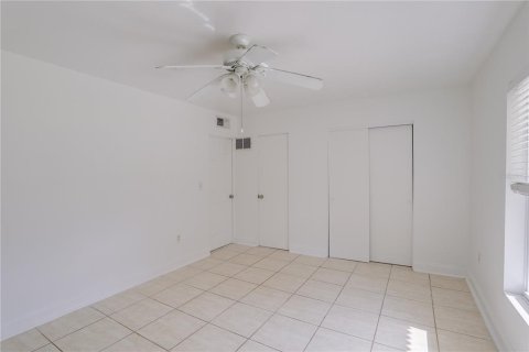 House in Casselberry, Florida 2 bedrooms, 107.02 sq.m. № 2278006 - photo 18