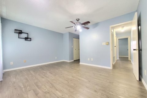 House in Orlando, Florida 3 bedrooms, 174.01 sq.m. № 2202871 - photo 29