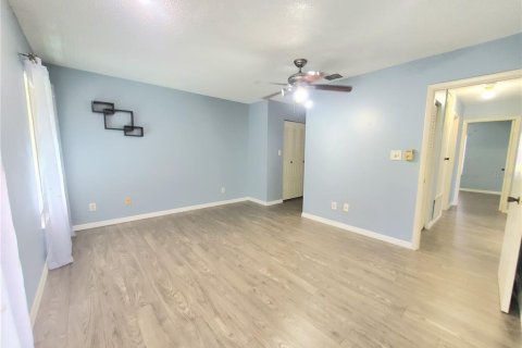 House in Orlando, Florida 3 bedrooms, 174.01 sq.m. № 2202871 - photo 28