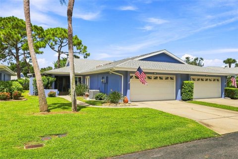 House in Sarasota, Florida 2 bedrooms, 140.84 sq.m. № 2342589