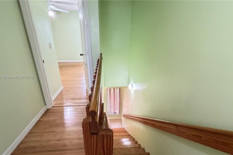 Adosado en alquiler en Miami, Florida, 2 dormitorios, 96.62 m2 № 1952176 - foto 17