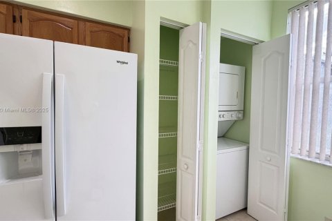 Adosado en alquiler en Miami, Florida, 2 dormitorios, 96.62 m2 № 1952176 - foto 7