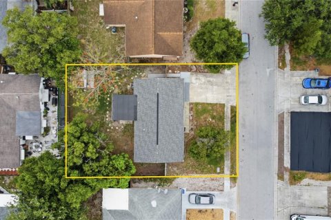House in New Port Richey, Florida 3 bedrooms, 102.19 sq.m. № 2096109 - photo 27