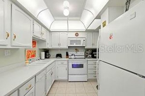 Condominio en venta en New Smyrna Beach, Florida, 2 dormitorios, 87.7 m2 № 1687681 - foto 11