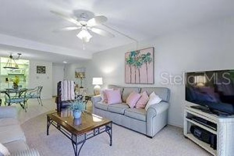 Copropriété à vendre à New Smyrna Beach, Floride: 2 chambres, 87.7 m2 № 1687681 - photo 6