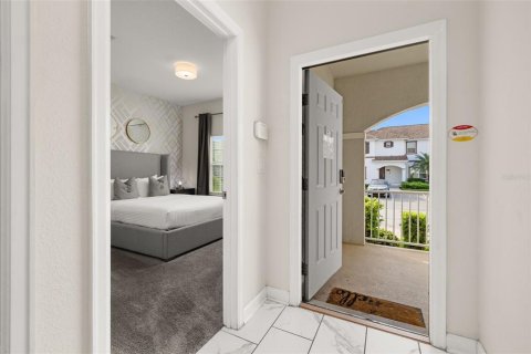 Townhouse in STOREY LAKE in Kissimmee, Florida 5 bedrooms, 201.41 sq.m. № 1894726 - photo 3