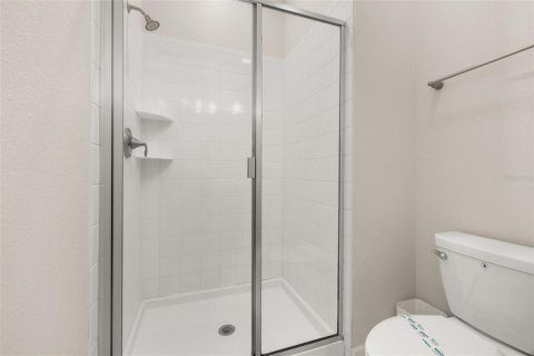 Townhouse in STOREY LAKE in Kissimmee, Florida 5 bedrooms, 201.41 sq.m. № 1894726 - photo 12