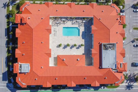 Copropriété à vendre à Doral, Floride: 2 chambres, 109.9 m2 № 1985661 - photo 18