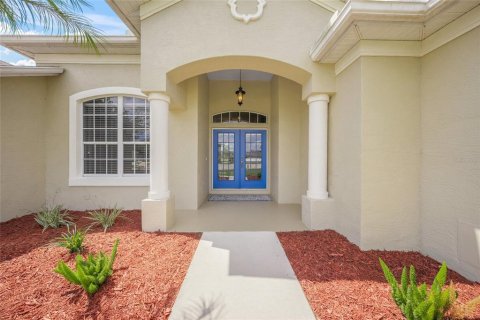 House in Sarasota, Florida 4 bedrooms, 220.83 sq.m. № 1675102 - photo 8