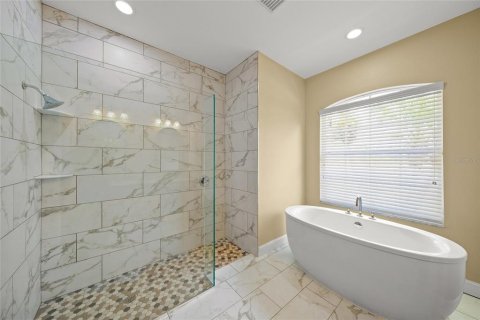 House in Sarasota, Florida 4 bedrooms, 220.83 sq.m. № 1675102 - photo 27