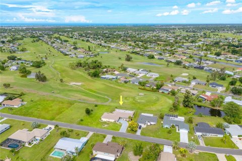 Villa ou maison à vendre à Rotonda, Floride: 4 chambres, 234.11 m2 № 2399262 - photo 28
