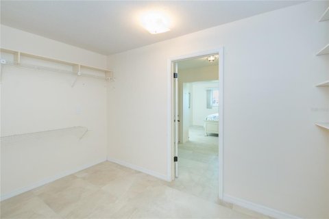 Villa ou maison à vendre à Rotonda, Floride: 4 chambres, 234.11 m2 № 2399262 - photo 15