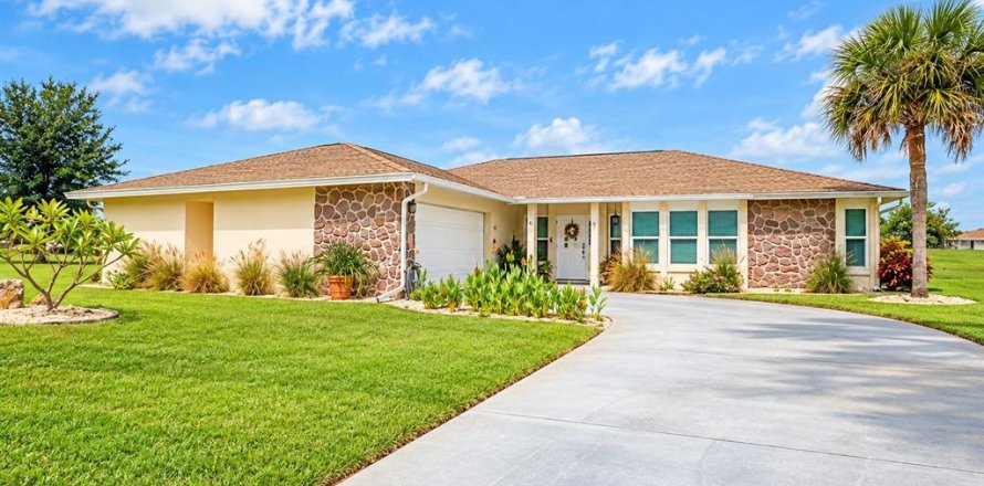 Villa ou maison à Rotonda, Floride 4 chambres, 234.11 m2 № 2399262