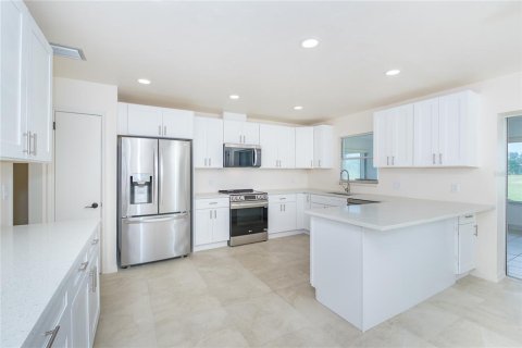 Villa ou maison à vendre à Rotonda, Floride: 4 chambres, 234.11 m2 № 2399262 - photo 9