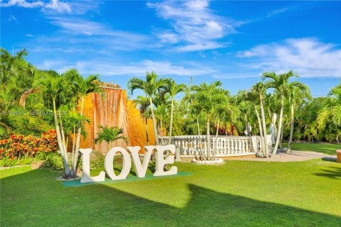 Immobilier commercial à vendre à Miami, Floride № 2090622 - photo 14