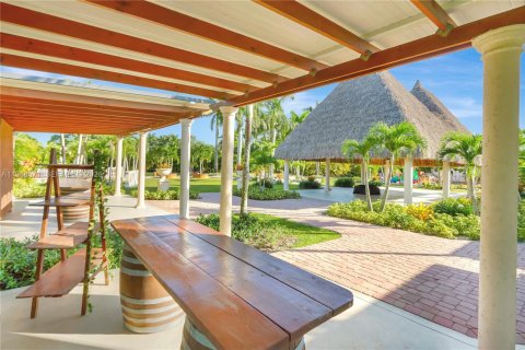 Immobilier commercial à vendre à Miami, Floride № 2090622 - photo 22