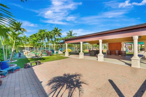 Immobilier commercial à vendre à Miami, Floride № 2090622 - photo 24