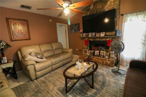 House in Kissimmee, Florida 5 bedrooms, 203.83 sq.m. № 1827892 - photo 6