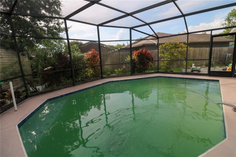 House in Kissimmee, Florida 5 bedrooms, 203.83 sq.m. № 1827892 - photo 17