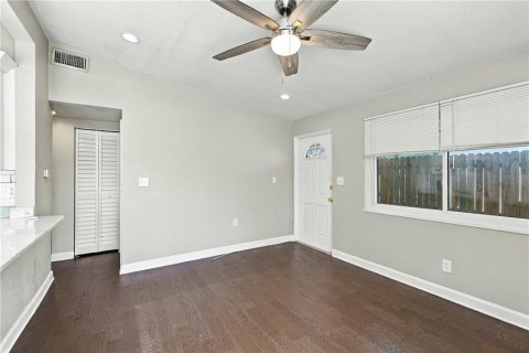 Villa ou maison à vendre à Saint Petersburg, Floride: 3 chambres, 89.19 m2 № 2436723 - photo 13