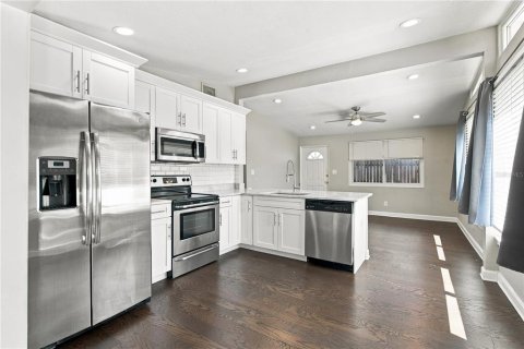 Villa ou maison à vendre à Saint Petersburg, Floride: 3 chambres, 89.19 m2 № 2436723 - photo 7