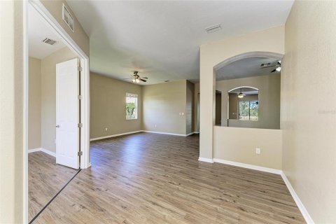 House in Bradenton, Florida 4 bedrooms, 248.98 sq.m. № 1579275 - photo 8