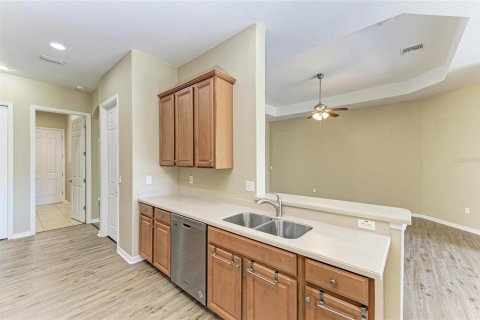 House in Bradenton, Florida 4 bedrooms, 248.98 sq.m. № 1579275 - photo 18