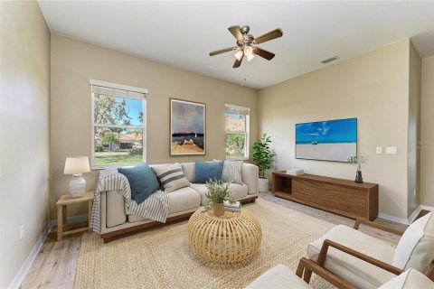 House in Bradenton, Florida 4 bedrooms, 248.98 sq.m. № 1579275 - photo 12