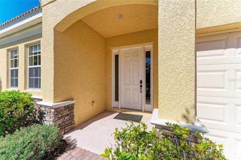 House in Bradenton, Florida 4 bedrooms, 248.98 sq.m. № 1579275 - photo 6
