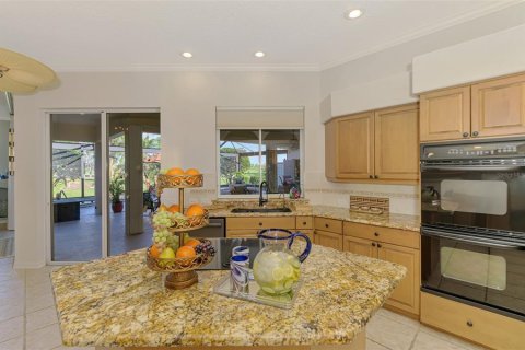 House in Venice, Florida 3 bedrooms, 281.68 sq.m. № 1543129 - photo 19