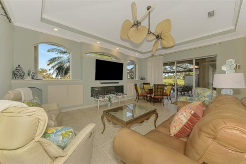 House in Venice, Florida 3 bedrooms, 281.68 sq.m. № 1543129 - photo 29
