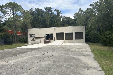 Commercial property in Palatka, Florida 379.04 sq.m. № 773806 - photo 1