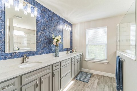 House in VISTA RESERVE in Apopka, Florida 4 bedrooms, 380.81 sq.m. № 1684486 - photo 30