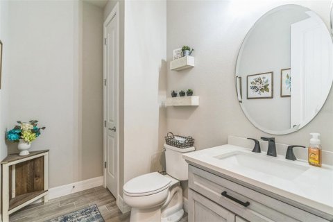 House in VISTA RESERVE in Apopka, Florida 4 bedrooms, 380.81 sq.m. № 1684486 - photo 11