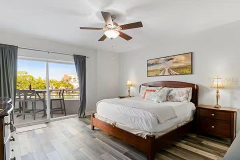Condominio en venta en Clearwater, Florida, 3 dormitorios, 196.58 m2 № 2418838 - foto 15