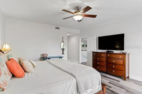 Condominio en venta en Clearwater, Florida, 3 dormitorios, 196.58 m2 № 2418838 - foto 16