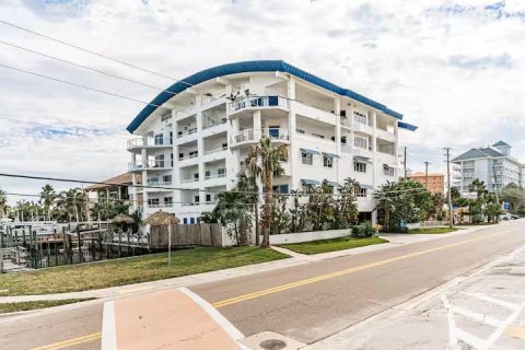 Condominio en venta en Clearwater, Florida, 3 dormitorios, 196.58 m2 № 2418838 - foto 2