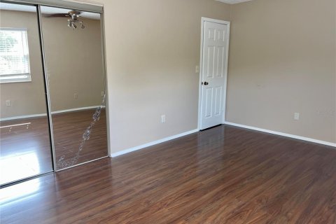 Villa ou maison à louer à Tampa, Floride: 2 chambres, 97.36 m2 № 1913074 - photo 12
