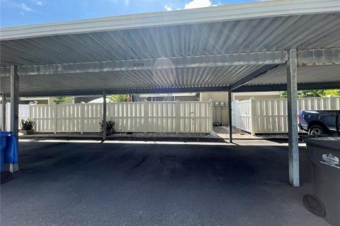 Villa ou maison à louer à Tampa, Floride: 2 chambres, 97.36 m2 № 1913074 - photo 18