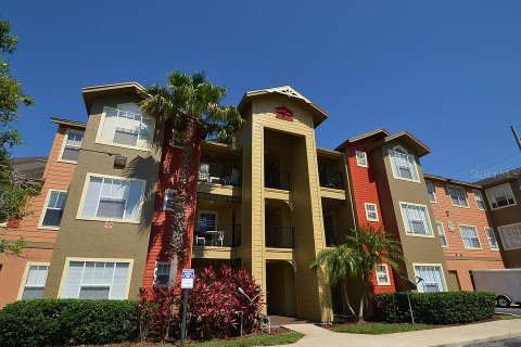 Condominio en Kissimmee, Florida, 2 dormitorios  № 2104141
