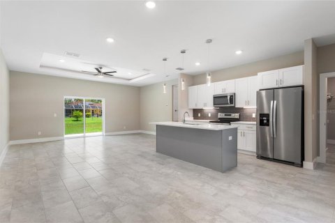 Casa en alquiler en Punta Gorda, Florida, 4 dormitorios, 159.51 m2 № 1578330 - foto 10