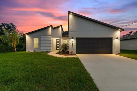 Casa en alquiler en Punta Gorda, Florida, 4 dormitorios, 159.51 m2 № 1578330 - foto 2
