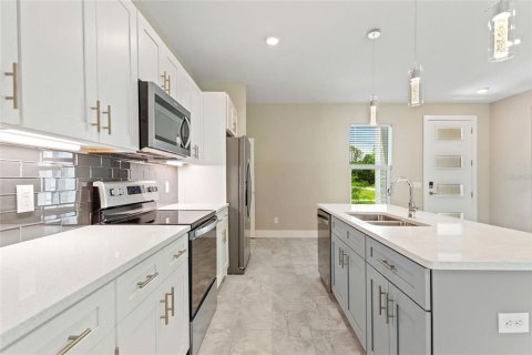 Casa en alquiler en Punta Gorda, Florida, 4 dormitorios, 159.51 m2 № 1578330 - foto 16