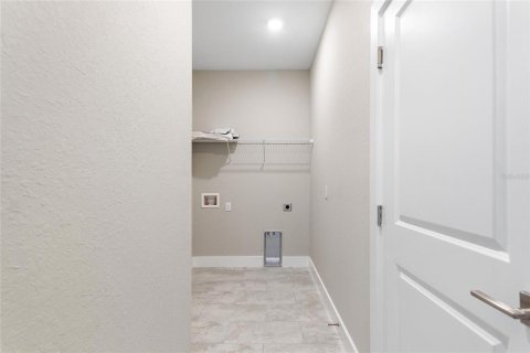 Casa en alquiler en Punta Gorda, Florida, 4 dormitorios, 159.51 m2 № 1578330 - foto 28