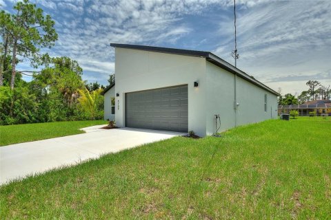 Casa en alquiler en Punta Gorda, Florida, 4 dormitorios, 159.51 m2 № 1578330 - foto 5