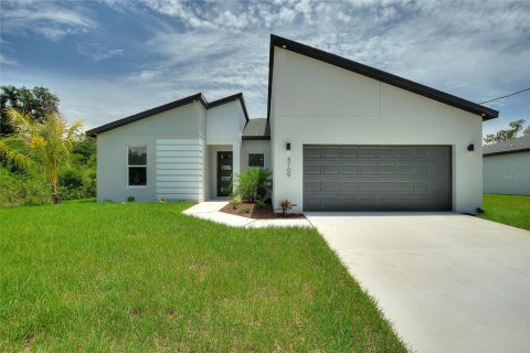 Casa en alquiler en Punta Gorda, Florida, 4 dormitorios, 159.51 m2 № 1578330 - foto 1